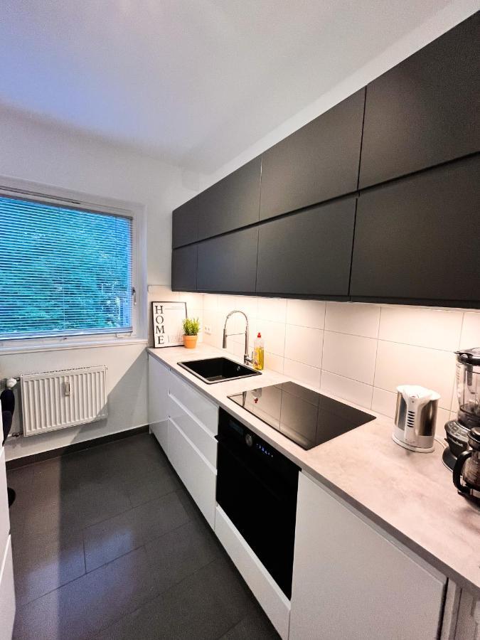 01 Bedroom In Mitte-Up To 5 People-Private Free Parking Berlin Exteriör bild