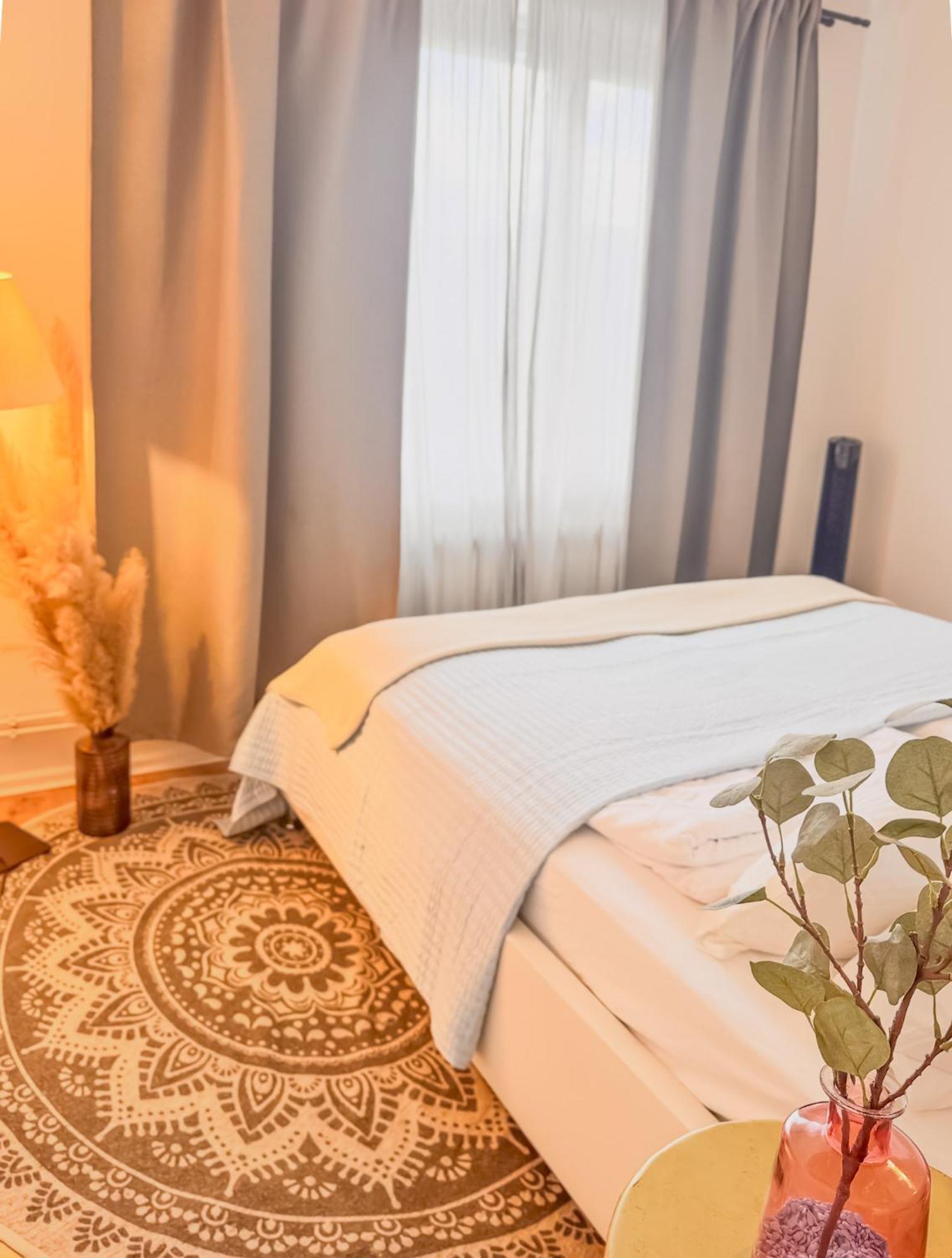 01 Bedroom In Mitte-Up To 5 People-Private Free Parking Berlin Exteriör bild
