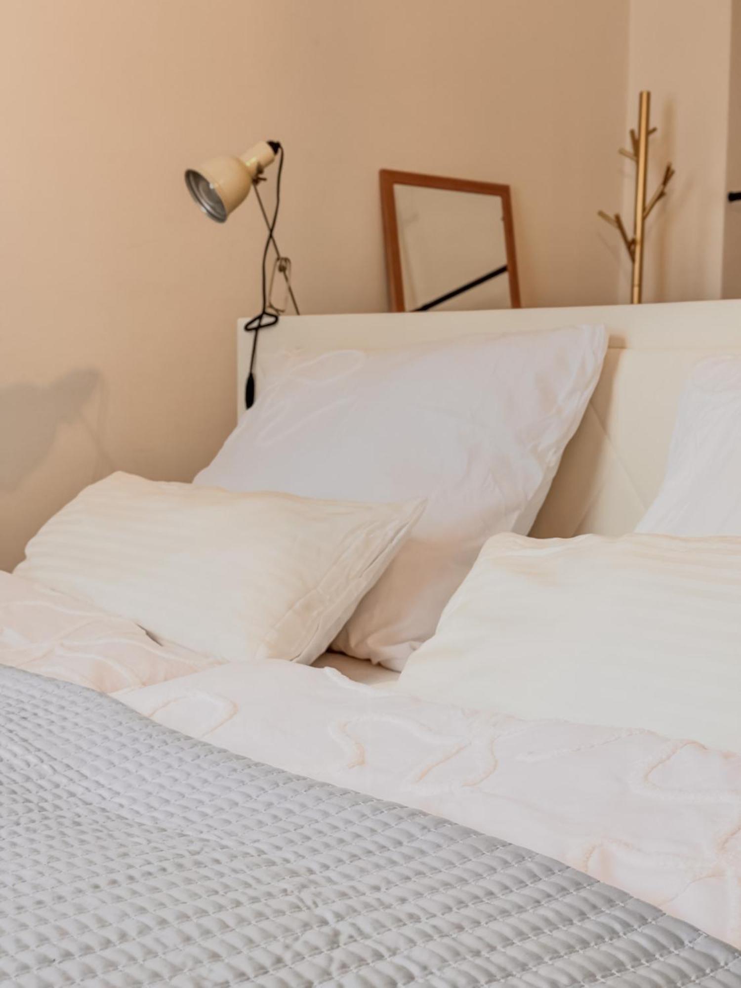 01 Bedroom In Mitte-Up To 5 People-Private Free Parking Berlin Exteriör bild