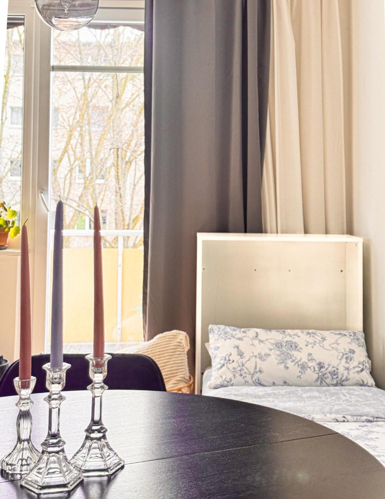 01 Bedroom In Mitte-Up To 5 People-Private Free Parking Berlin Exteriör bild